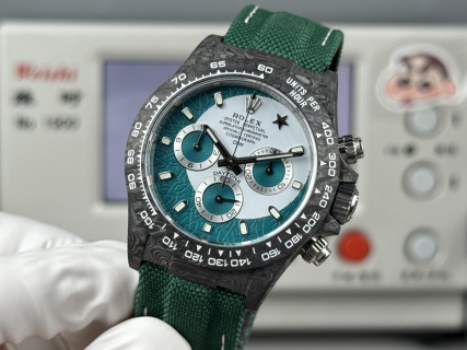 TW 팩토리 롤렉스 코스모그래프 데이토나 시리즈 카본 파이버 커스텀 에디션